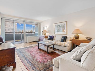 142 E 16th St APT 17E, New York, NY, 10003