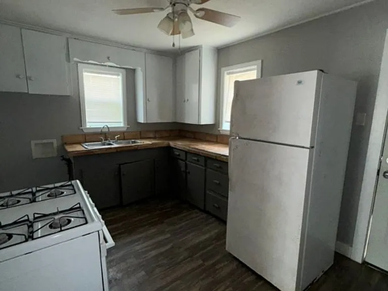 602 N 15th St — Photo 5