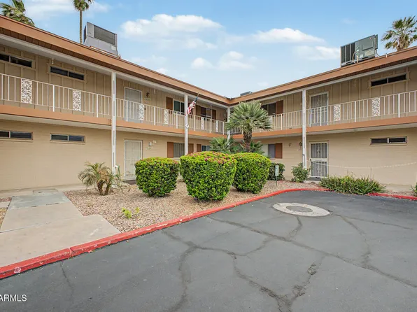 10807 N FAIRWAY Court W #212, Sun City, AZ 85351