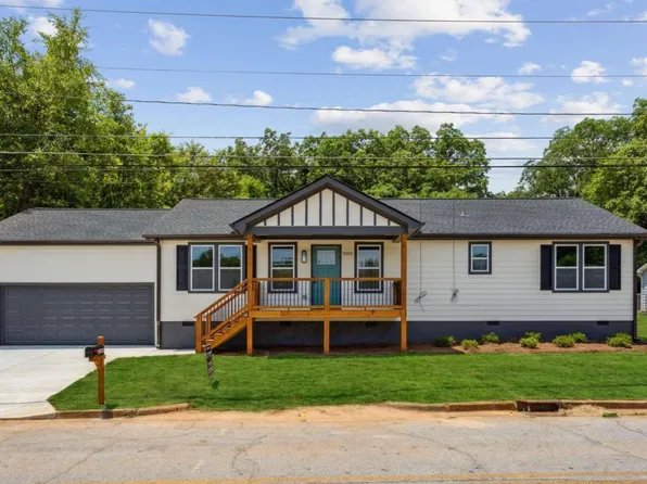 3161 Stone Mountain St NW, Covington, GA 30014