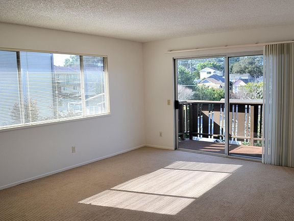 4th image of 645 Laurel Ave APT 4