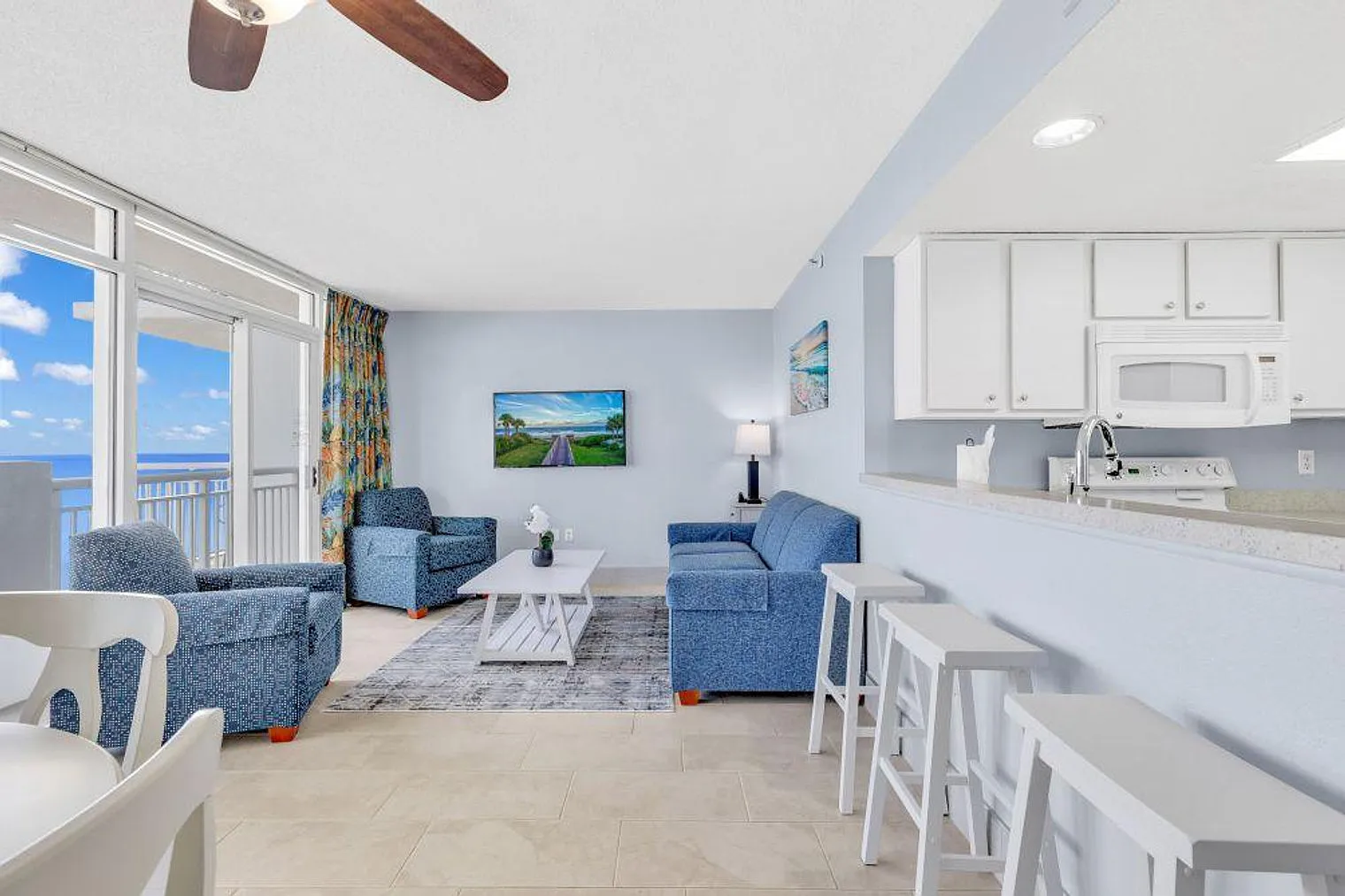 2 bed, 2.0 bath, 990 sqft, $5,225 — Photo 4