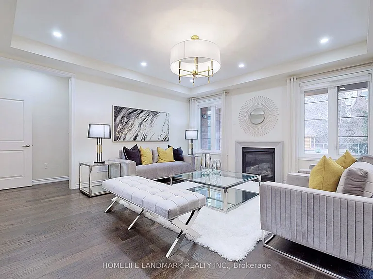 75 Mitchell Pl — Photo 3