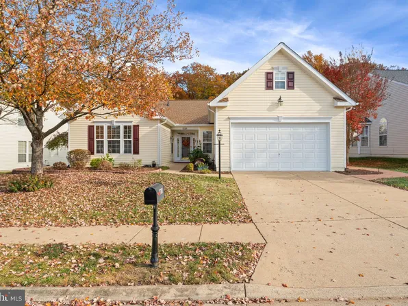 17181 Four Seasons Dr, Dumfries, VA 22025