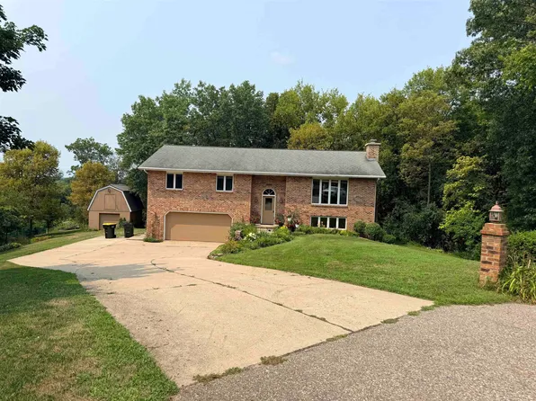9440 West St, Sauk City, WI 53583