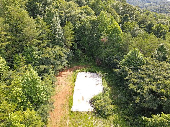 3rd image of 110 County Road 1476