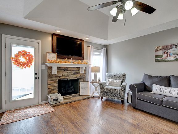 5th image of 3593 Fox Tail Ct