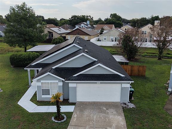 3rd image of 4702 Fort Bravo Ct