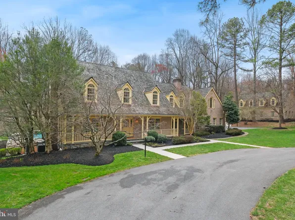 5900 Serenity Ln, Derwood, MD 20855