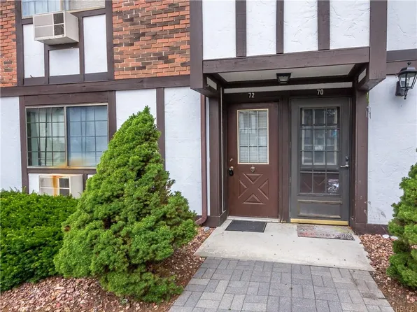 72 Brittany Dr, Middletown, NY 10940