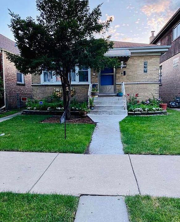 1st image of 3624 S 59th Ave