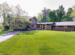 8725 Indian Hill Rd, Cincinnati, OH 45243