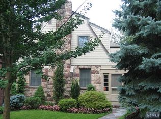 344 Audubon Rd, Englewood, NJ 07631
