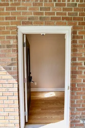 3192 Mayflower Ln — Photo 9