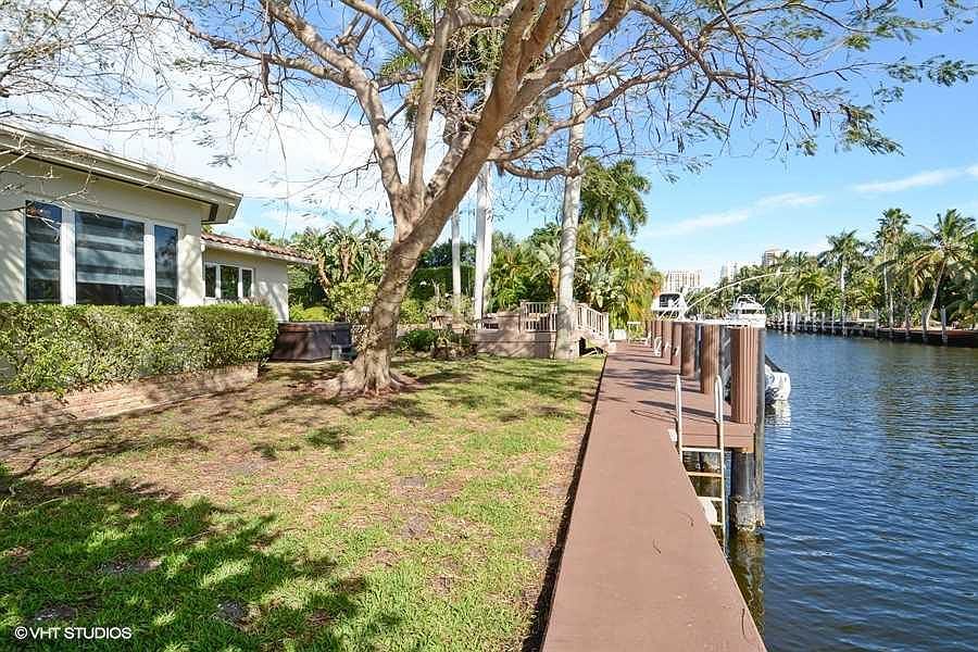 1st image of 32 Pelican Isle