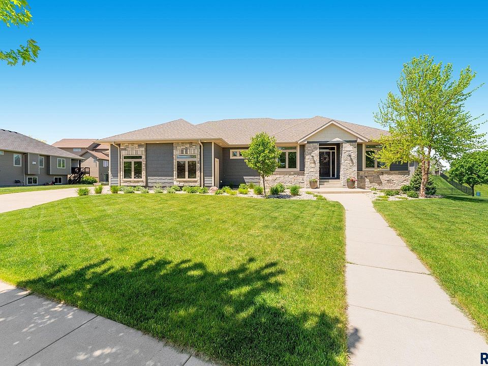 1st image of 6905 S Jovan Cir