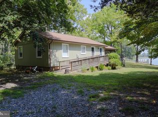 1026 Presley Creek Dr, Heathsville, VA 22473