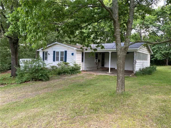 260 Davis St, West Fork, AR 72774