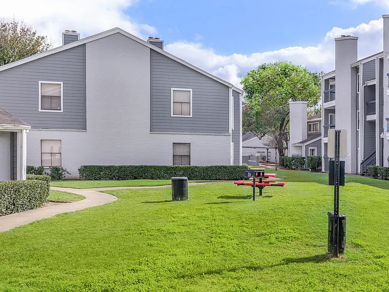 Parc at South Green — Photo 16