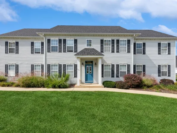 219 Prestwick Dr Unit B, Valparaiso, IN 46385