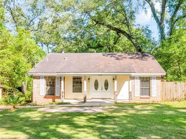 5181 Fairland Dr, Mobile, AL 36619