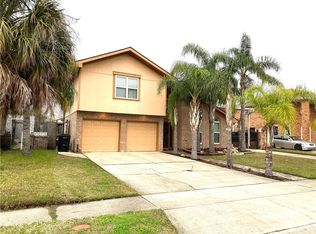12011 E Barrington Dr, New Orleans, LA 70128