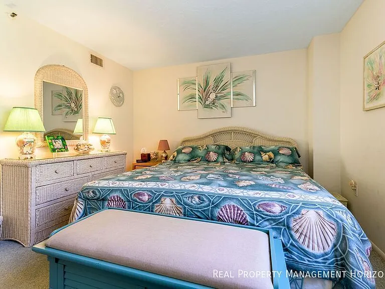 5135 Gulf Of Mexico Dr #103 — Photo 15