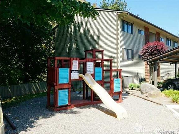 3rd image of 23417 16th Ave S APT B302