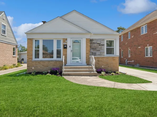7635 N Osceola Ave, Niles, IL 60714