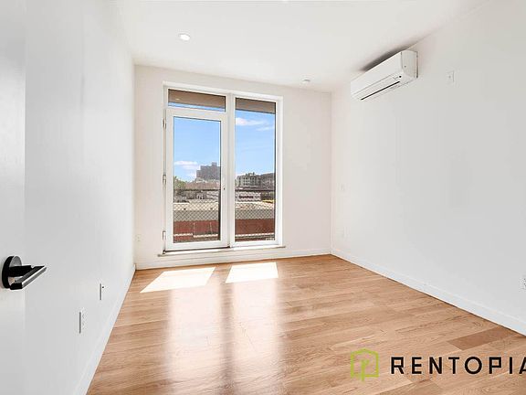 4th image of 1875 Atlantic Ave #201D