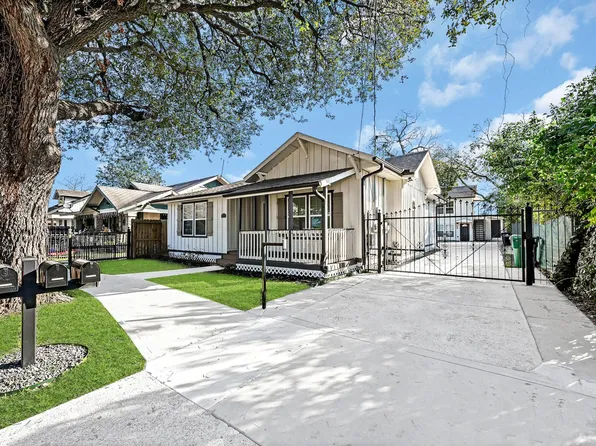 311 Clifton St #B, Houston, TX 77011