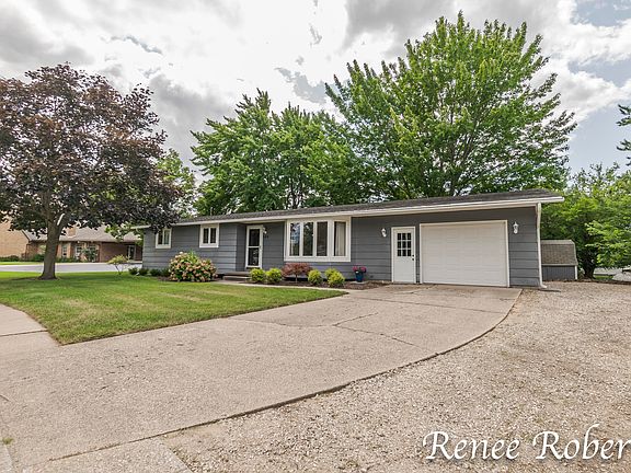 3rd image of 509 Gidley Ave