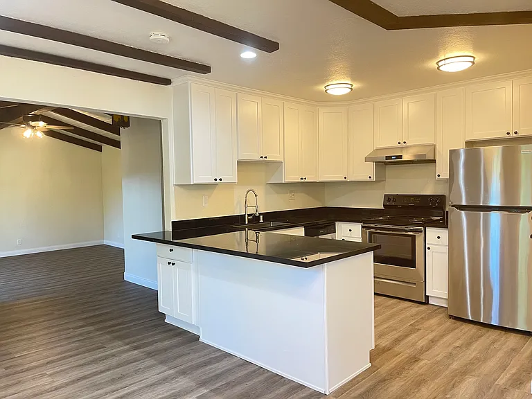 1259 W McKinley Ave #A — Photo 3