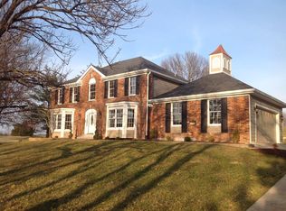 1105 S Charlemagne Dr, Lake Saint Louis, MO