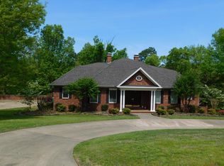 3010 Hilltop Pl, Russellville, AR 72802