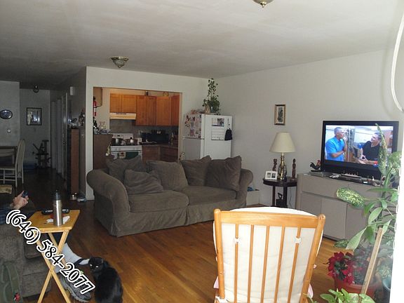 4th image of 4056A Edson Ave