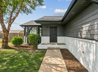 2313 E Spring Hill Dr, Goddard, KS 67052