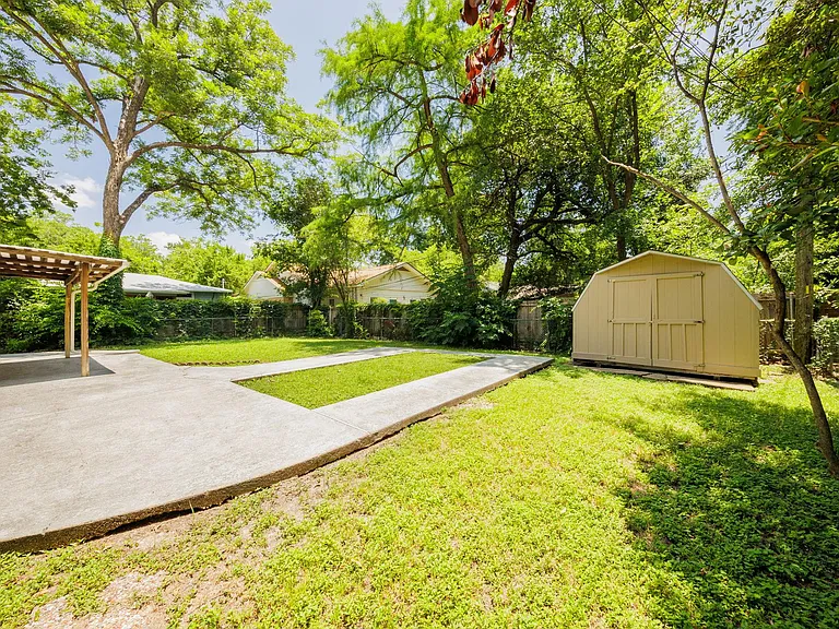 4505 Elwood Rd — Photo 34