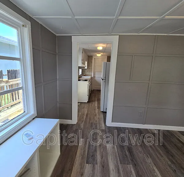 8415 Seminole Ave #B — Photo 17