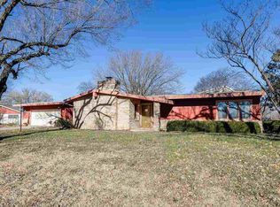 520 Random Rd, El Dorado, KS 67042