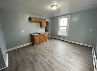 34 Park St #1, Bridgeport, CT 06608