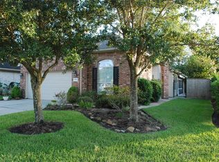 1254 N Riviera Cir, Pearland, TX 77581