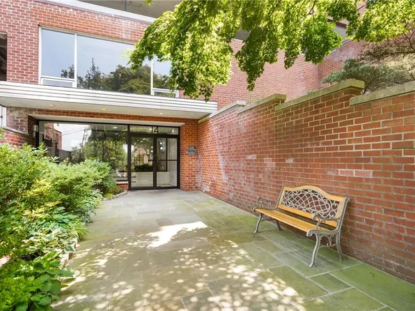 (undisclosed Address), Tuckahoe, NY 10707