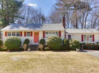 9 Mark St, Burlington, MA 01803