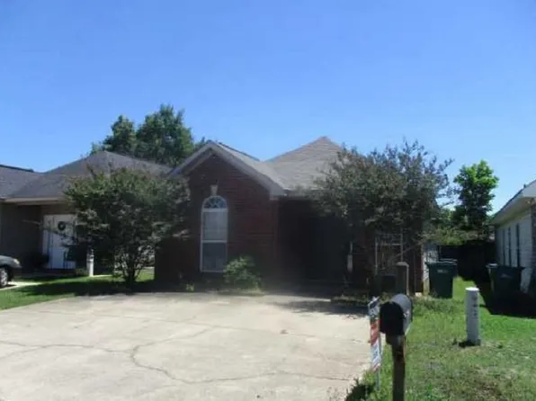 2309 Starlight Dr, Tuscaloosa, AL 35405