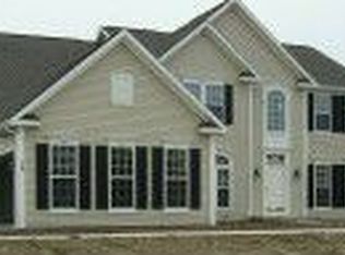 19 Taramina Ct, Webster, NY 14580