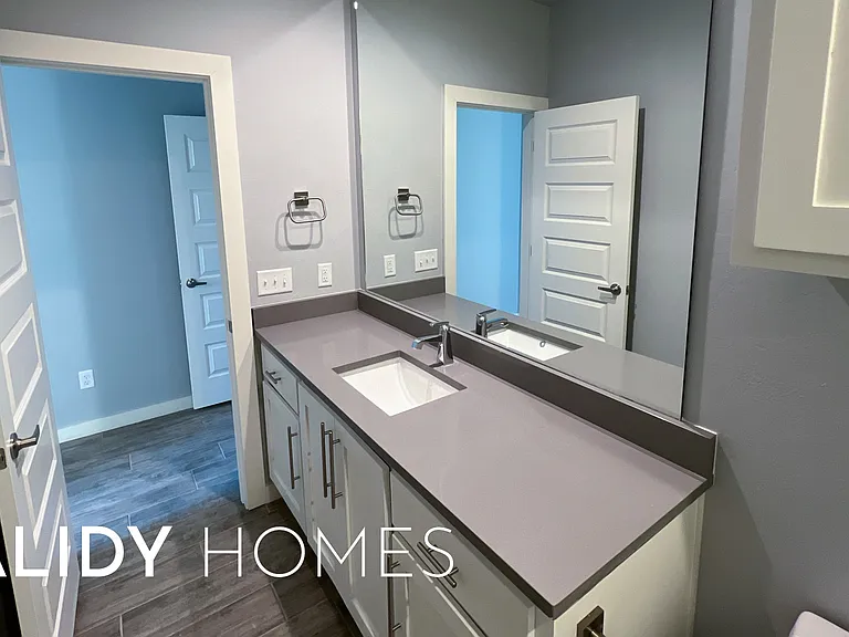 17640 Natalie Ct — Photo 44