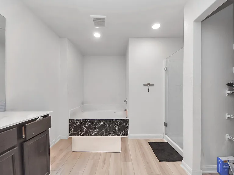 7943 Vacek Meadows Loop — Photo 34