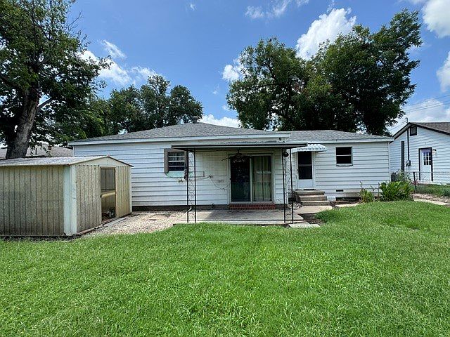 1st image of 7724 Longfield Dr