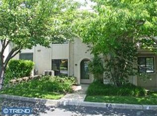 731 Wynnewood Rd APT 11, Ardmore, PA 19003